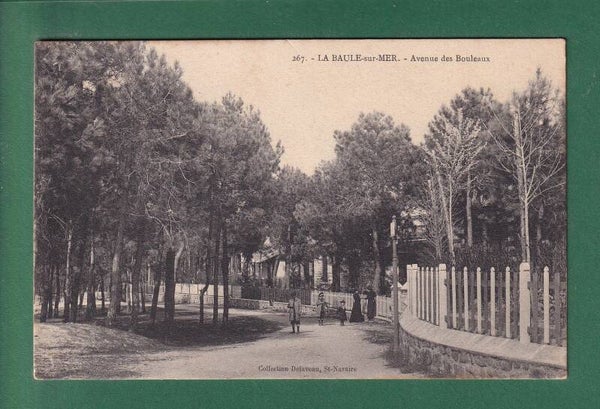 LA BAULE - Avenue des Bouleaux