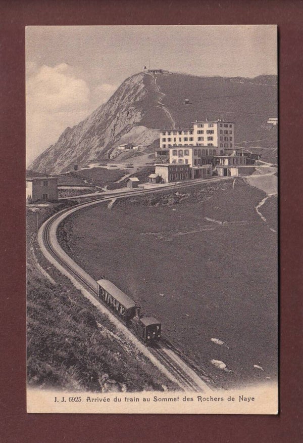 ROCHERS DE NAYE - Arrivée du train