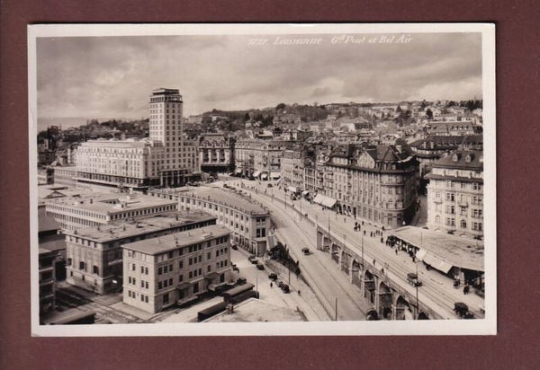 LAUSANNE - Flon et Tour Bel-Air