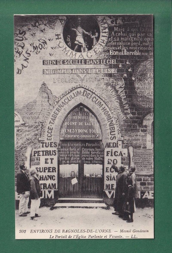 Bagnoles-de-L'Orne - MESNIL GONDOUIN - Portail de l'Eglise