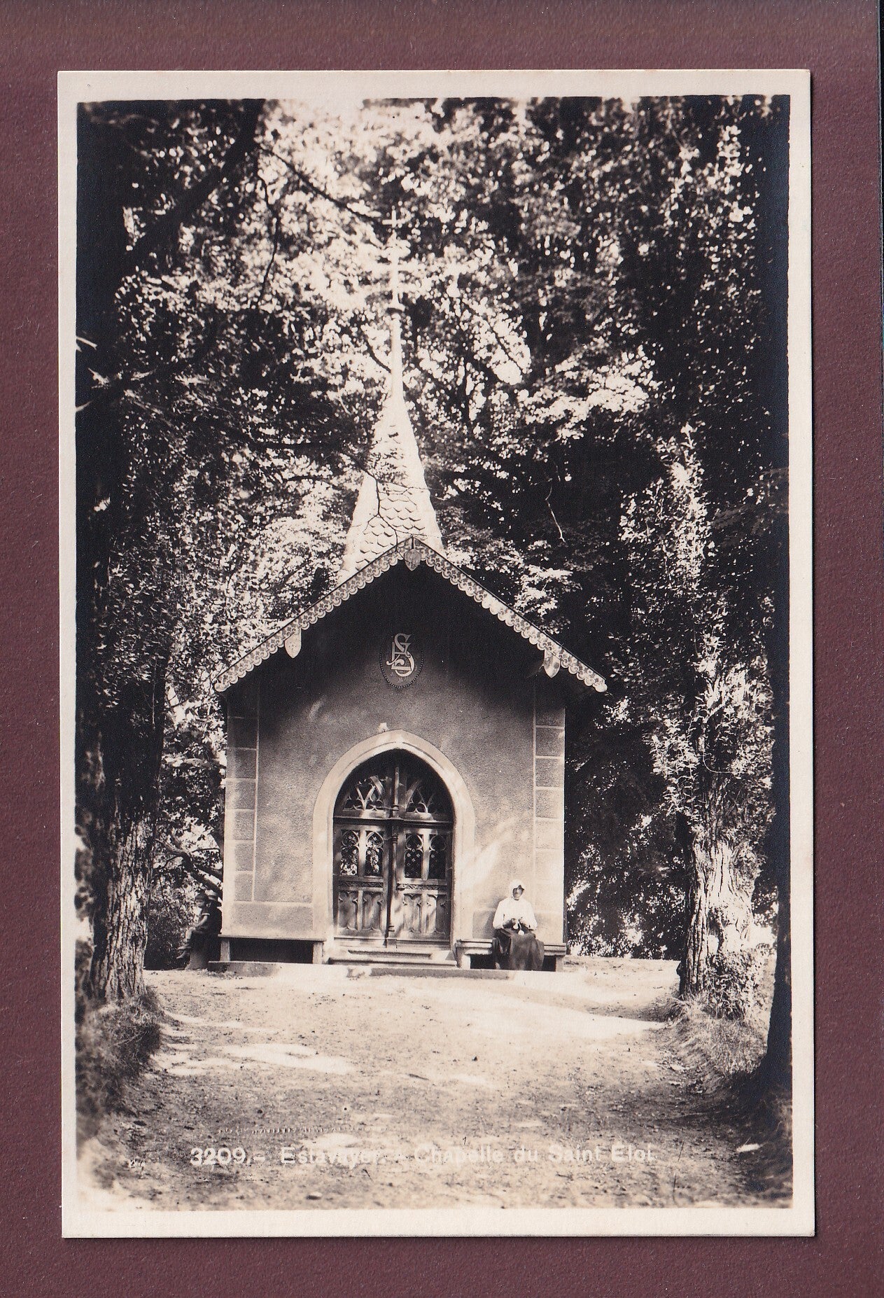 ESTAVAYER - Chapelle du Saint Eloi - Tricotteuse