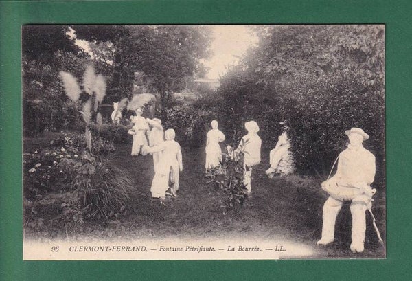 CLERMONT-FERRAND - Fontaine pétrifiante