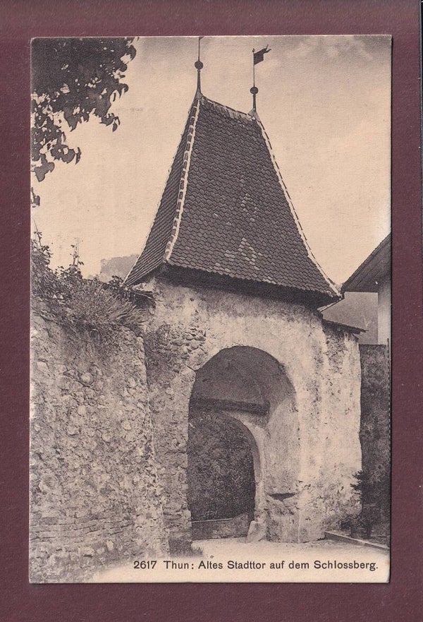 THUN - Altes Stadttor auf dem Schlossberg