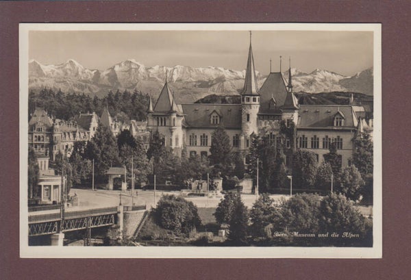 BERN - Museum und die Alpen