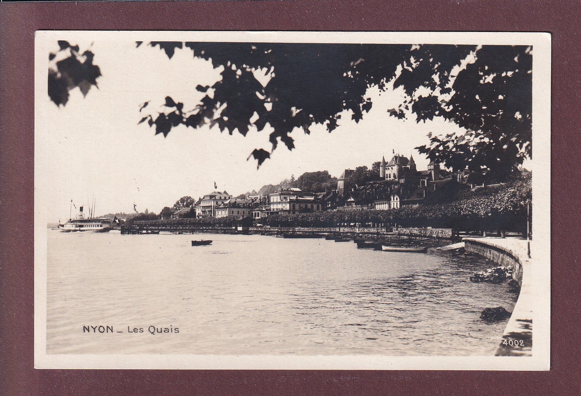 NYON - Quai - Bateau CGN