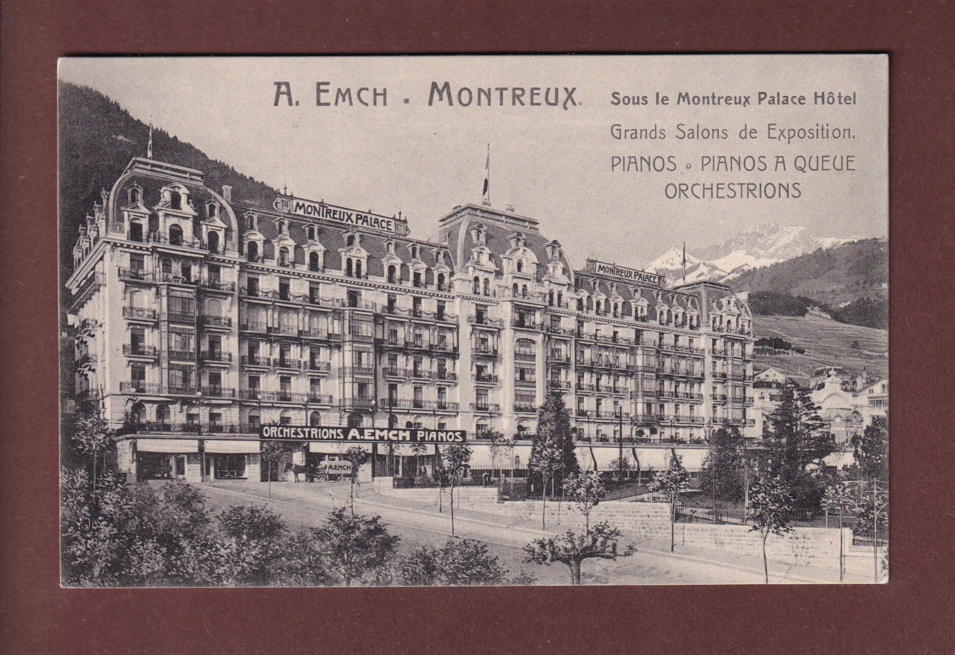 MONTREUX - A. Emch pianos sous le Palace