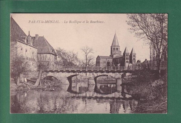 PARAY-LE-MONIAL - La Basilique et la Bourbince