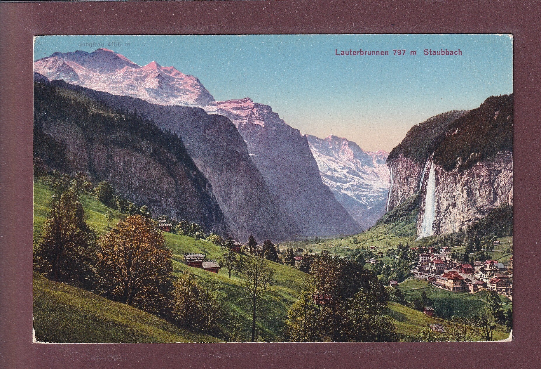 LAUTERBRUNNEN - Staubbach