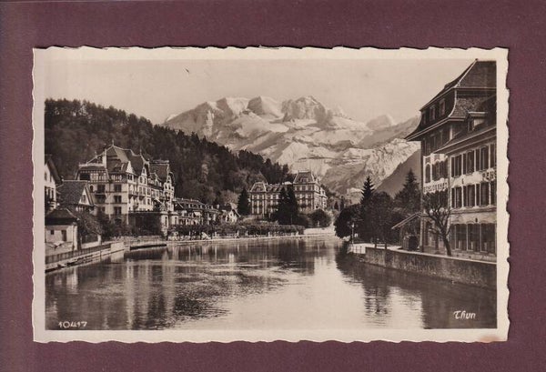 THUN - Schlosshof