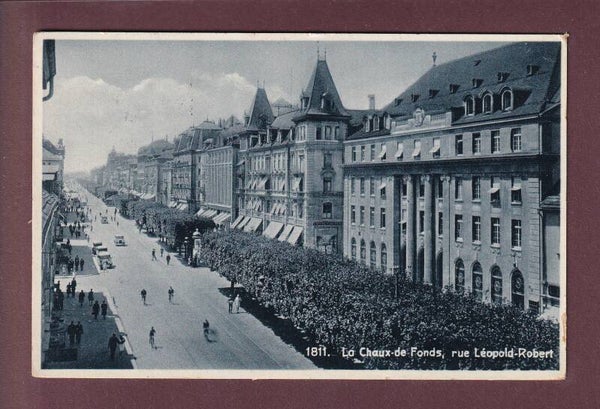 LA CHAUX-DE-FONDS - Rue Léopold Robert - 1935