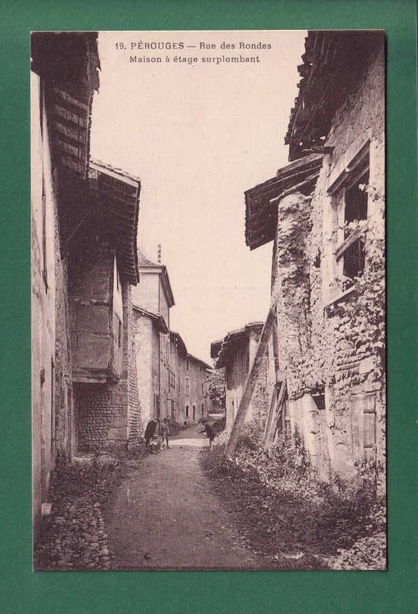 PEROUGES - Rue des Rondes