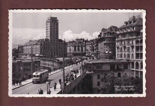 LAUSANNE - Tour Bel-Air - Vieux Bus - 1950