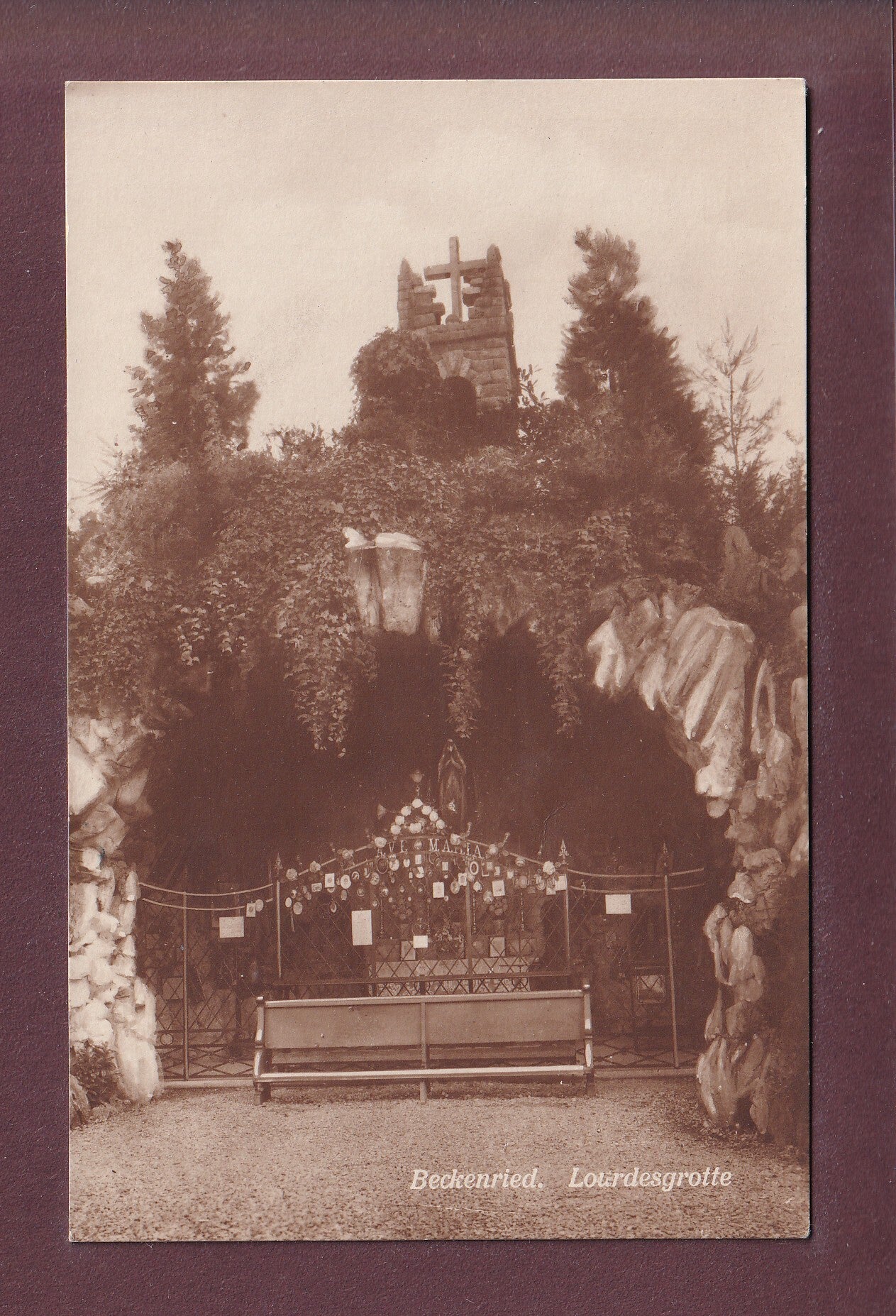 BECKENRIED - Lourdesgrotte