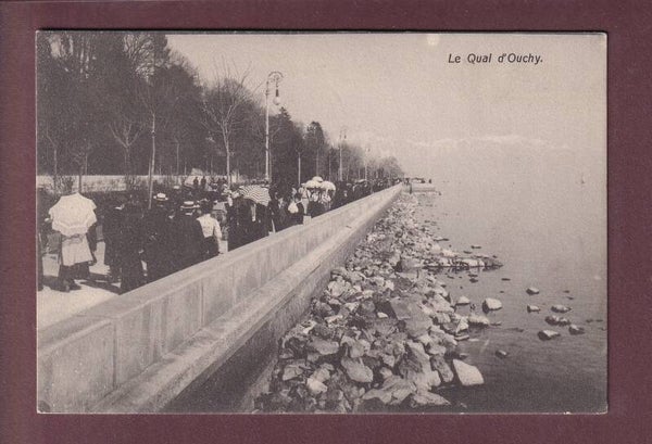 LAUSANNE - Quai d'Ouchy très animé