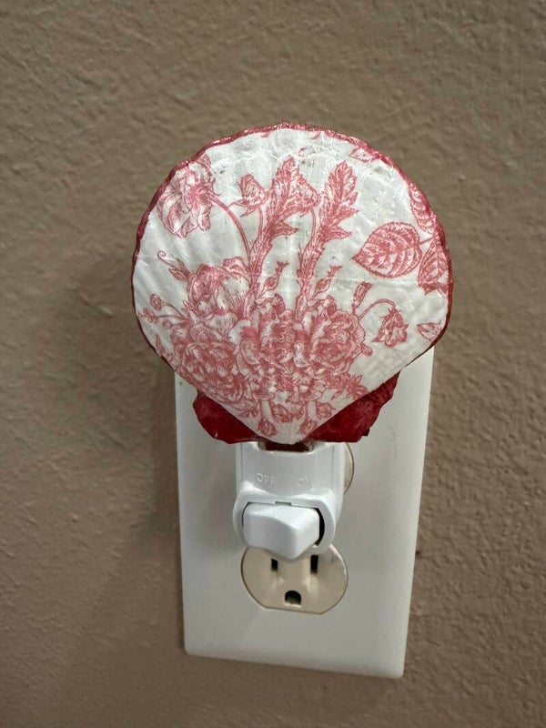 Vintage Pink Floral Nightlight
