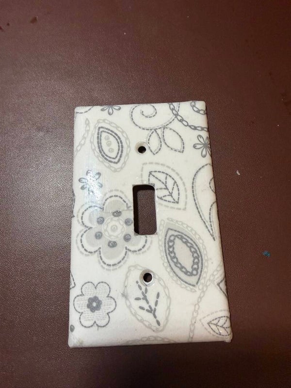 Silver and White Single Small