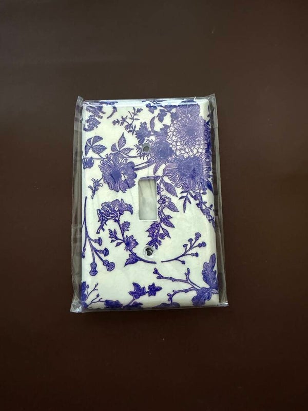 Blue and White Floral Small Single