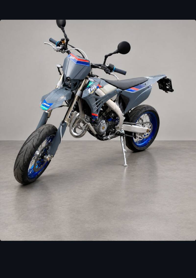 smr125grau-werbeflyer2-standard.jpg