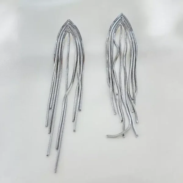 Boucles d'Oreilles Argentées Chaînes Longues