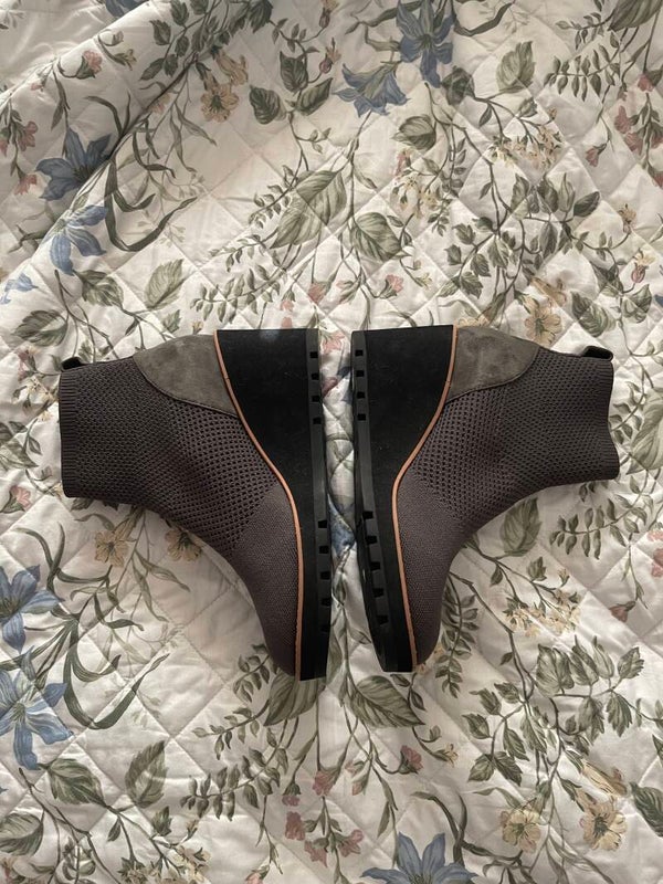 Eileen Fisher Women's Gray Quill Stretch-Knot Wedge Booties 9.5 Minimalist