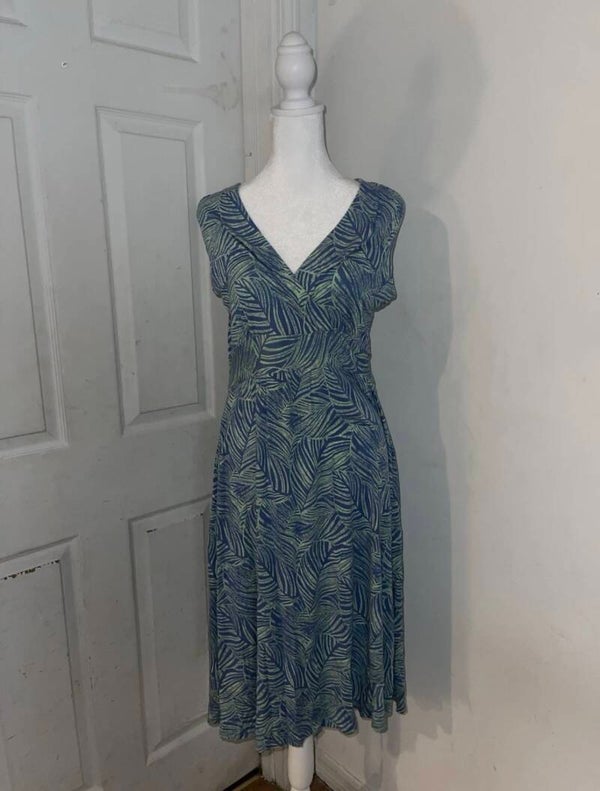 LL Bean Jersey Stretch Dress Women’s Small Midi Green Leaf Tropical Beach Casual