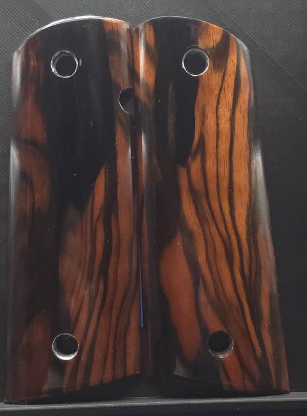 1911 Wood Grips Mum Ebony - #329