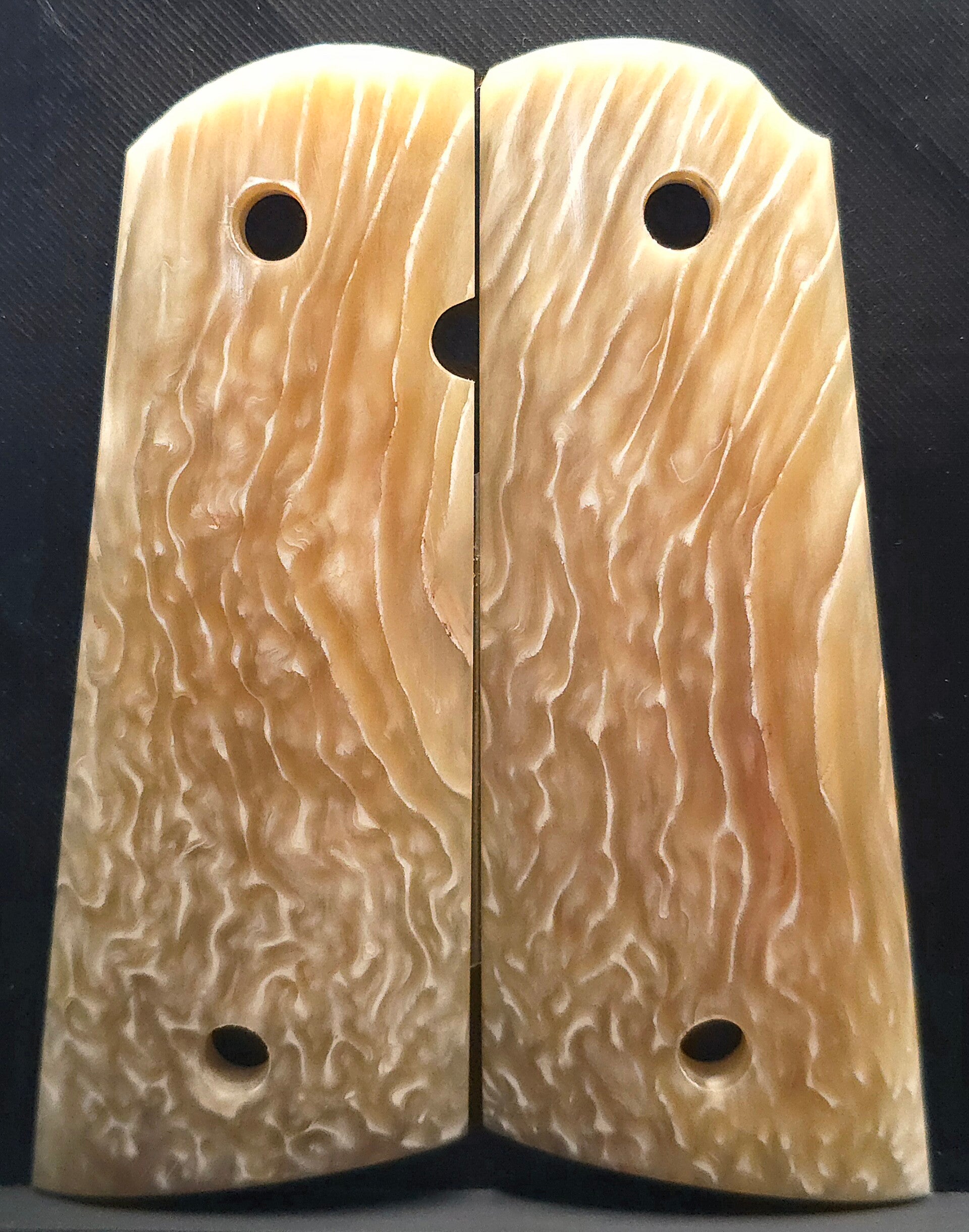 1911 Grips Musk Ox- #536