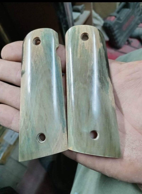 1911 Grips Wolley Mammoth