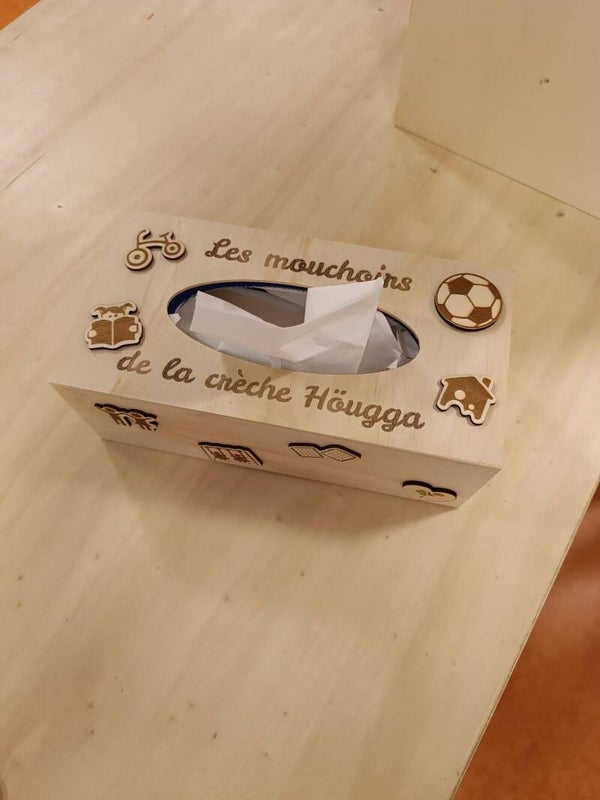 Boîte à mouchoirs