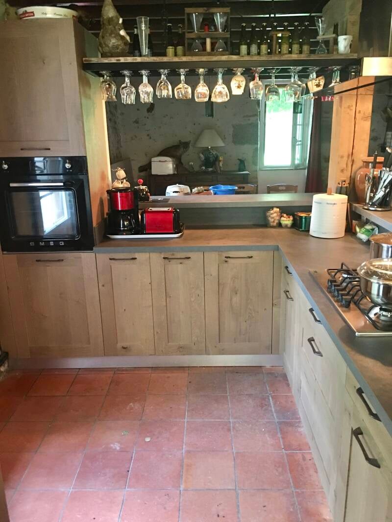 cuisine sur mesure en bois massif sur cadre 