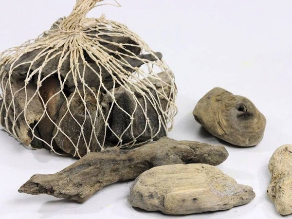 Kleine drijfhout stukjes per 3 stuks