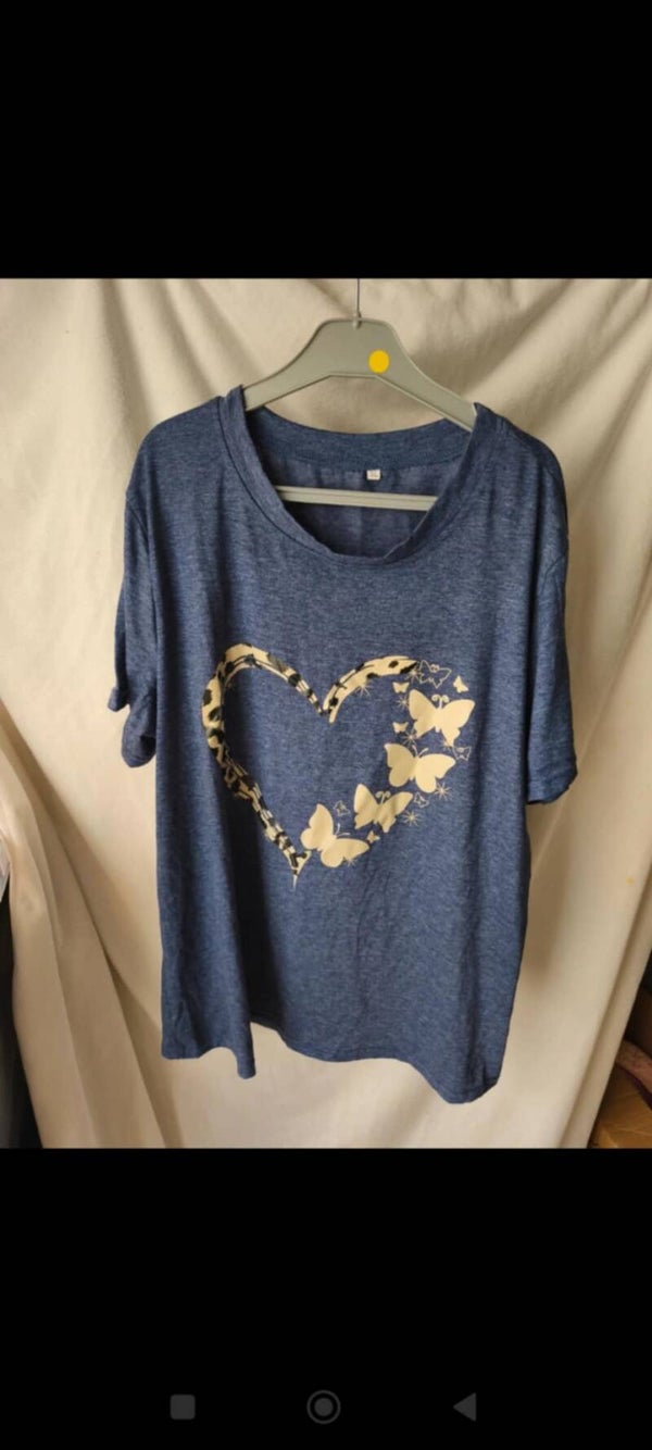 T-shirt bleu cœur