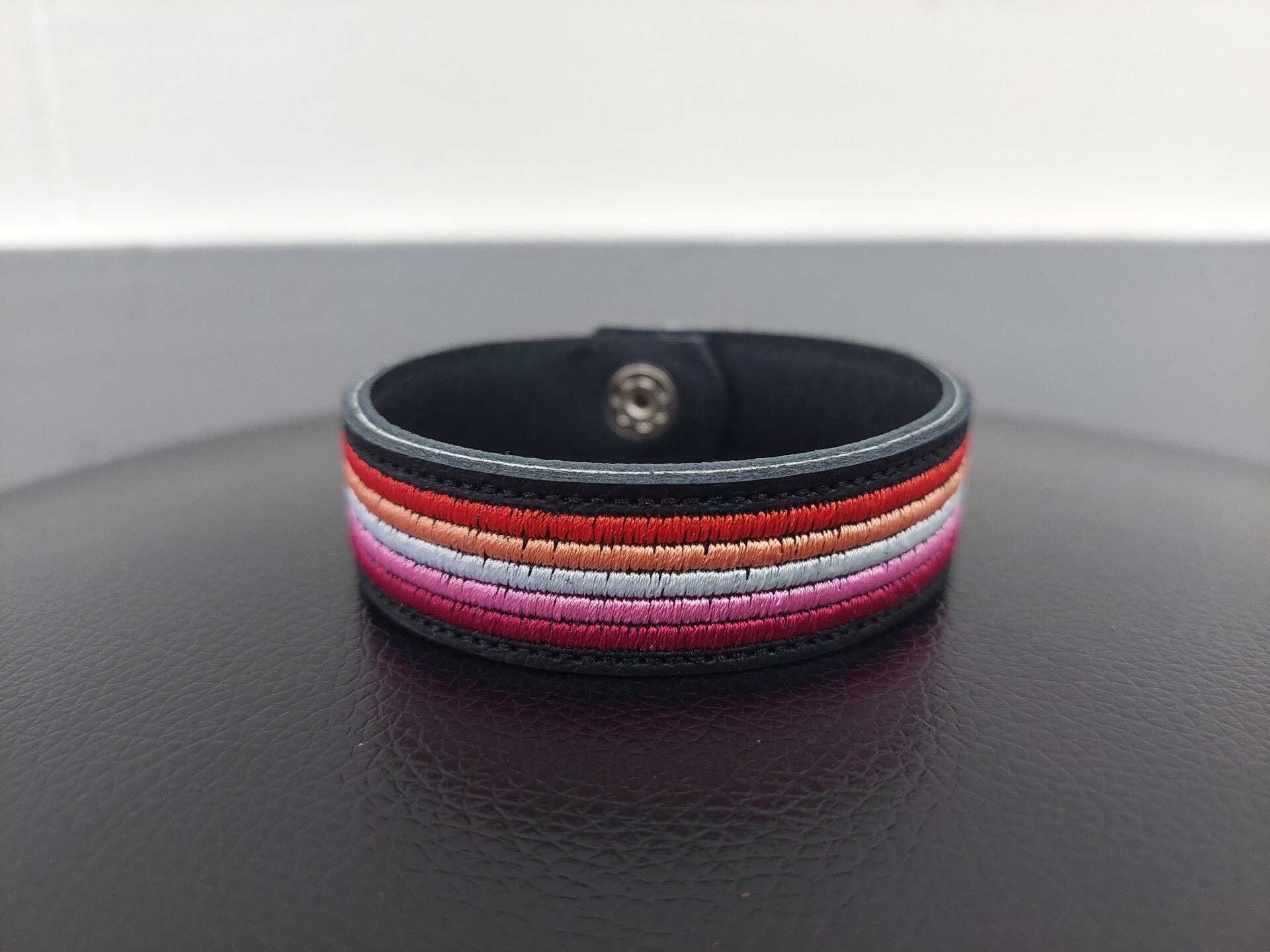 Leren armband lesbienne vlag