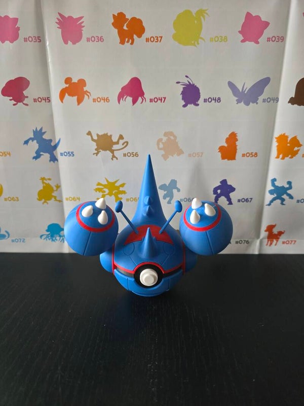 Mega heracross pokeball