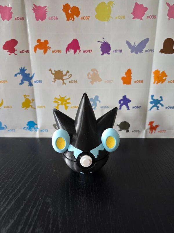 Luxray pokeball