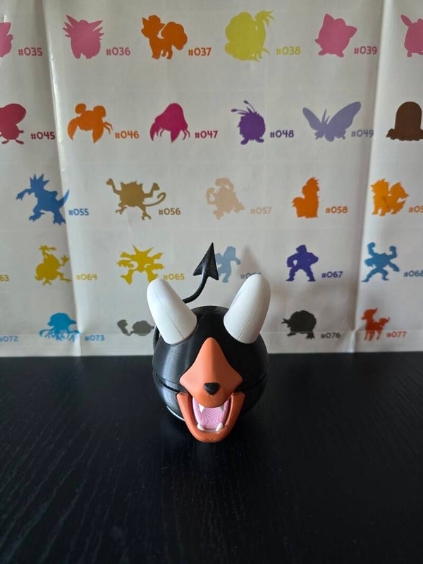 Houndoom pokeball