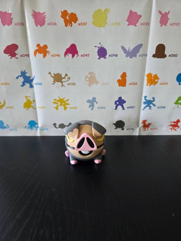 lechonk pokeball