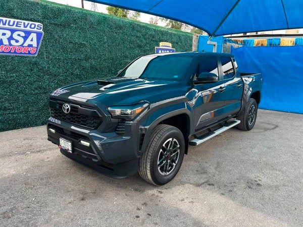 TOYOTA TACOMA TRD SPORT 4X4 2025