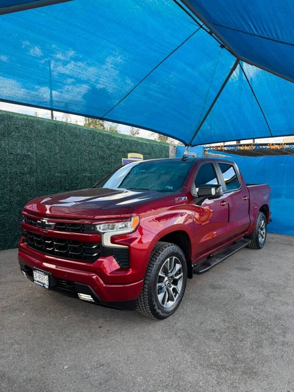 CHEVROLET CHEYENNE RST 2025
