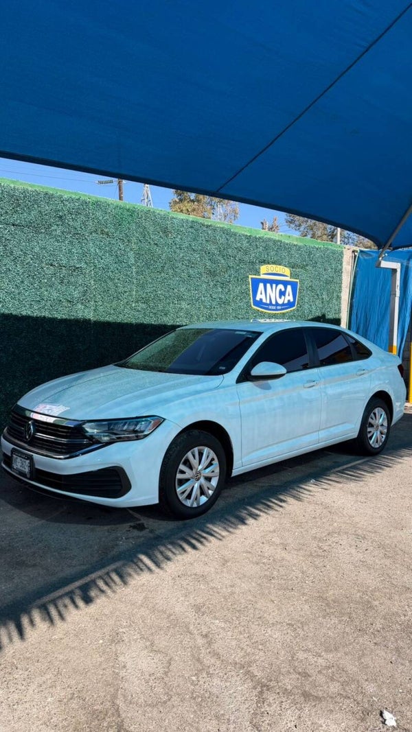 VOLKSWAGEN JETTA TRENDLINE AUT 2923