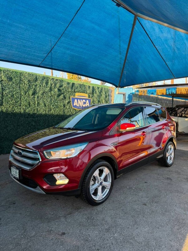 FORD ESCAPE TREND 2017