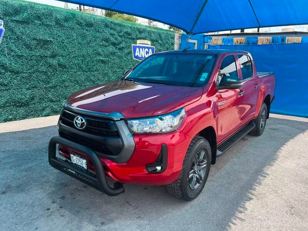 TOYOTA HILUX SR 2024