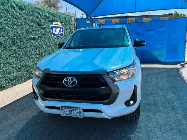 TOYOTA HILUX SR 2022