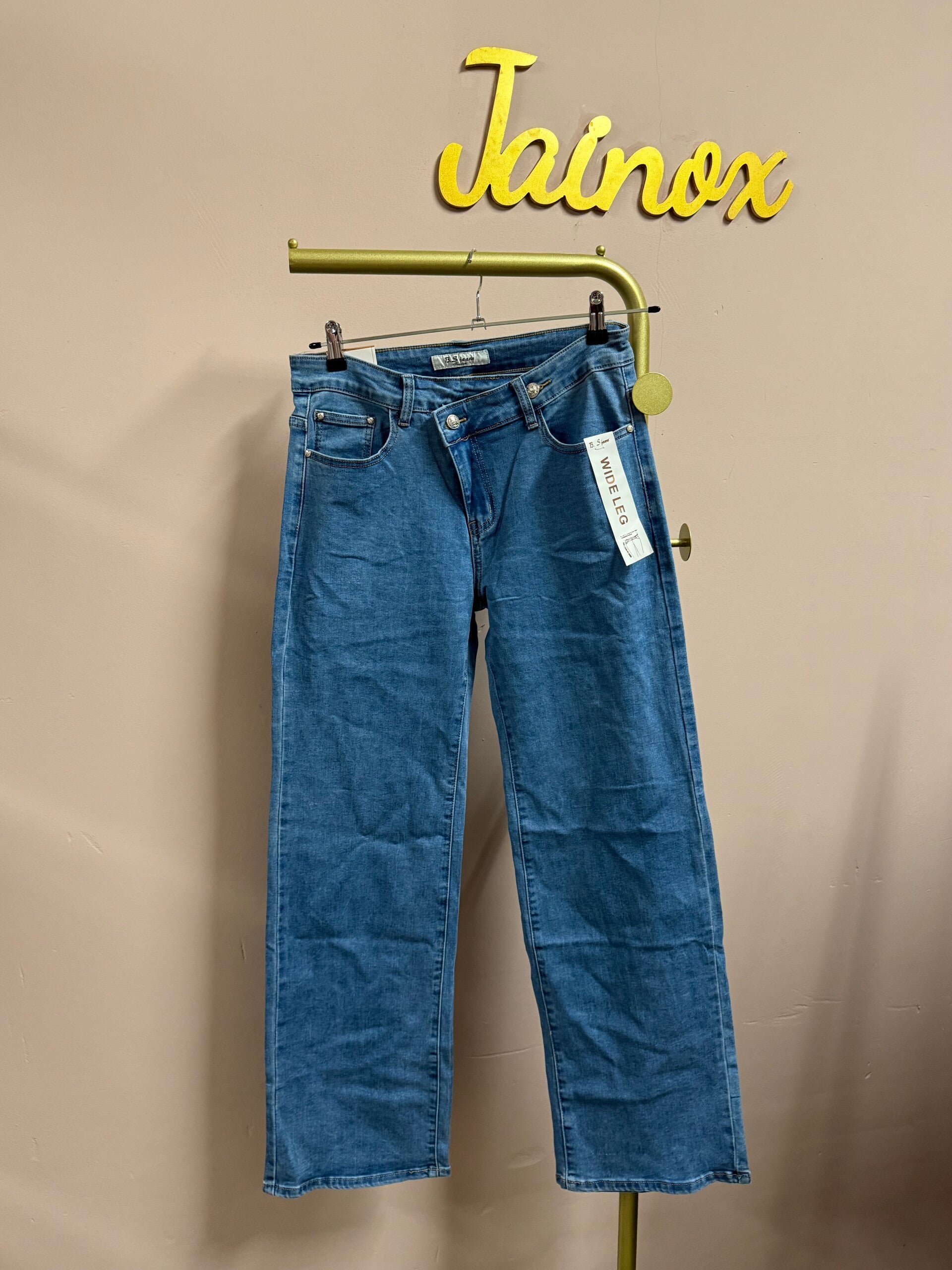 BS jeans crossover