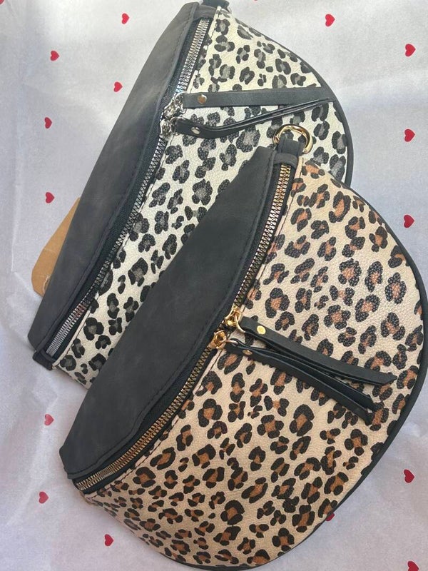 Crossbody animal