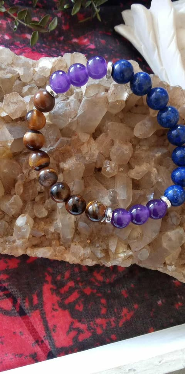 Bracelet de perles en améthyste, lapis-lazuli et œil de tigre