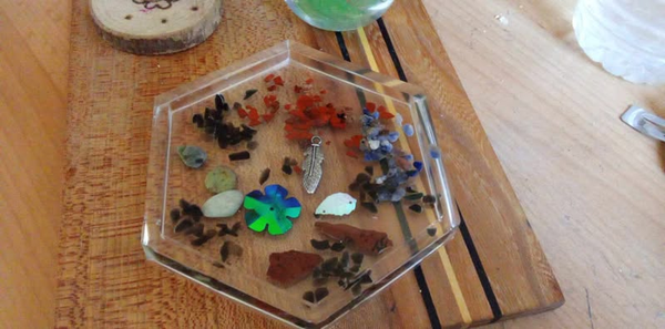 orgonite plateau de rechargement