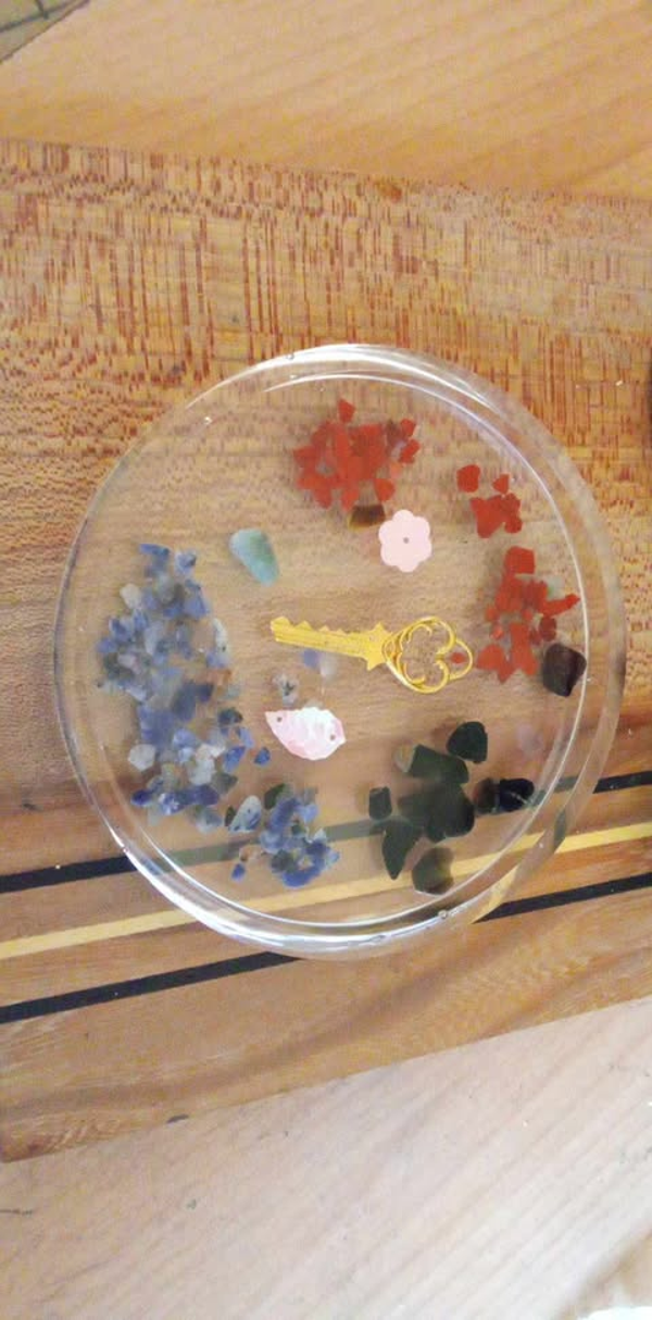 orgonite plateau de rechargement