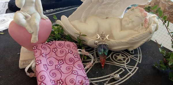 pendule hexagonal 7 chakras A + pochon