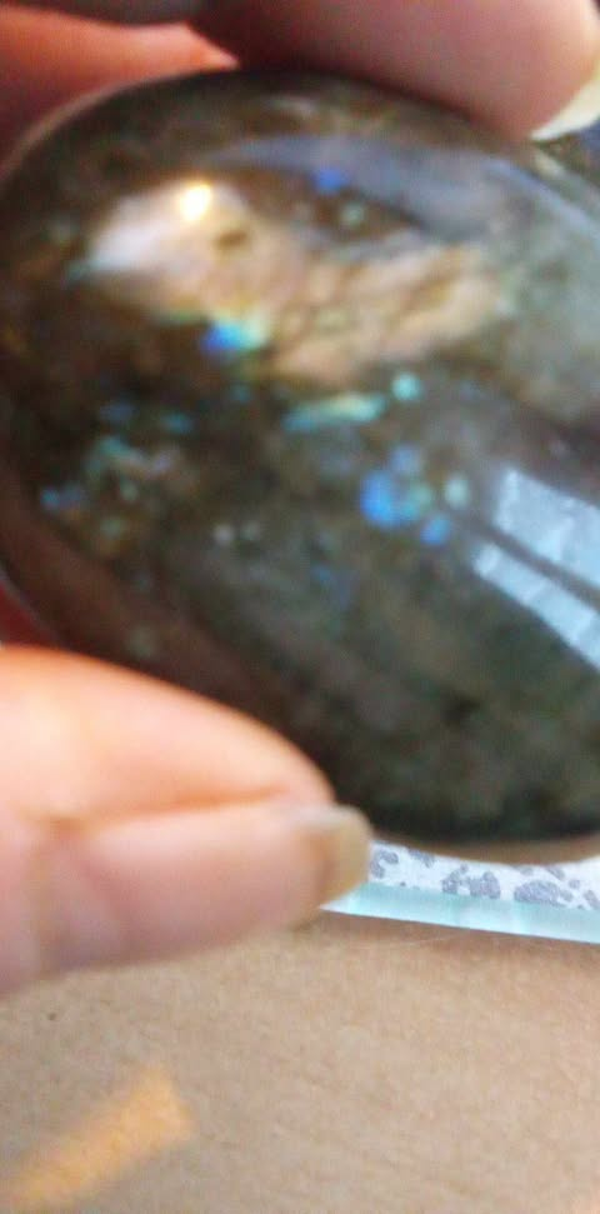 Galet "Protection" en Labradorite A